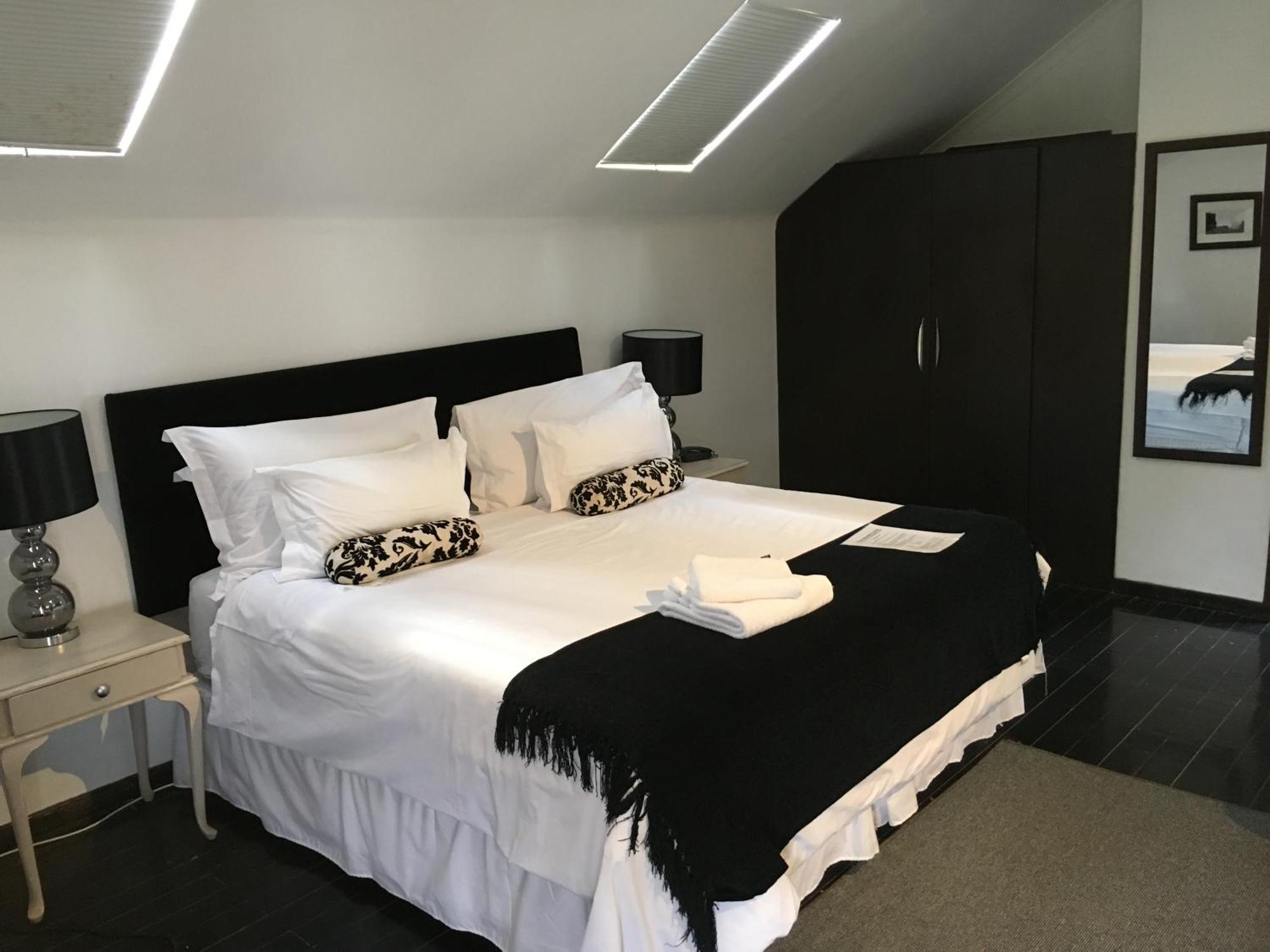 Melville Turret Pensión Johannesburgo Habitación foto